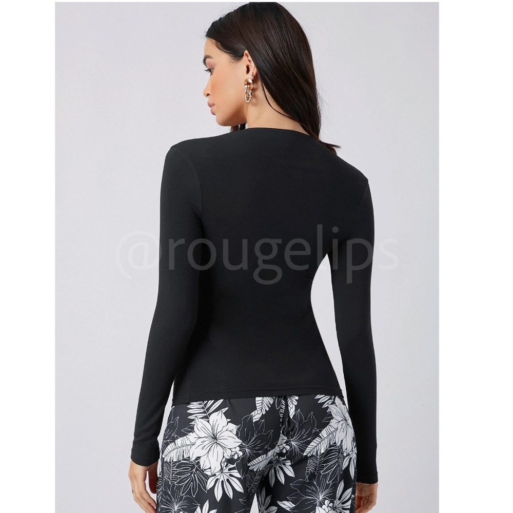 Black Square Neck Long Sleeve Slim Fitted Tee Shirt - Picture 2 of 7
